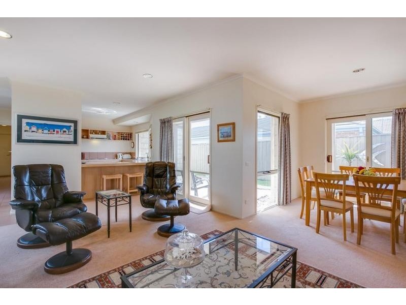 65 Banksia Place, Rosebud VIC 3939