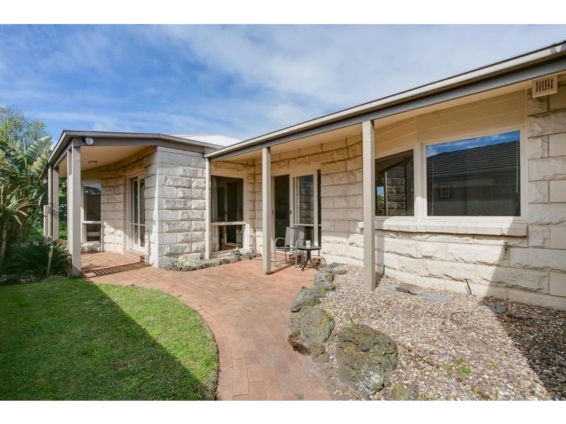 65 Banksia Place, Rosebud VIC 3939