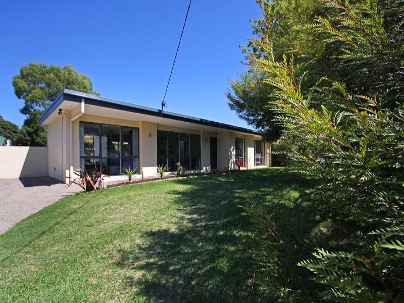 43 Sunningdale Road, Rosebud VIC 3939