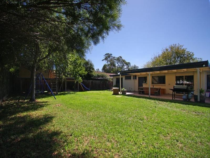 43 Sunningdale Road, Rosebud VIC 3939