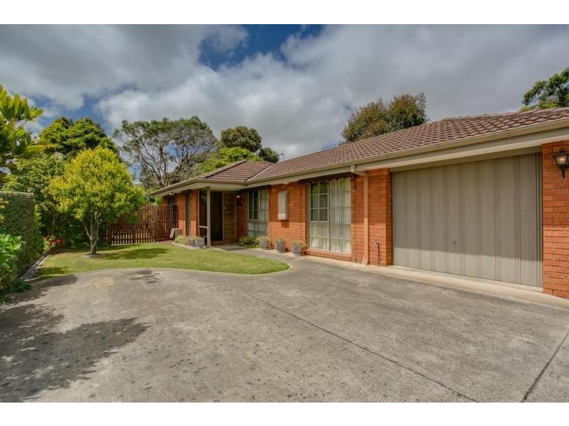 2/239 Jetty Rd, Rosebud VIC 3939