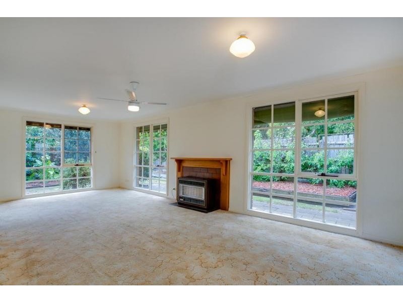 2/239 Jetty Rd, Rosebud VIC 3939
