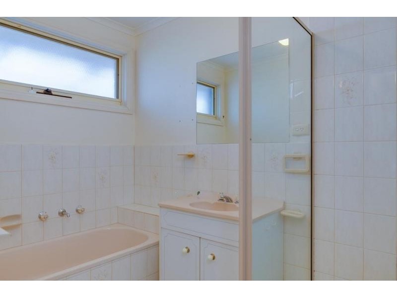 2/239 Jetty Rd, Rosebud VIC 3939