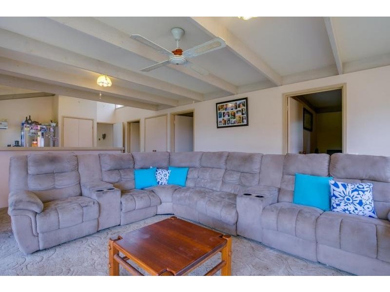 20 Glendale Grove, Mccrae VIC 3938