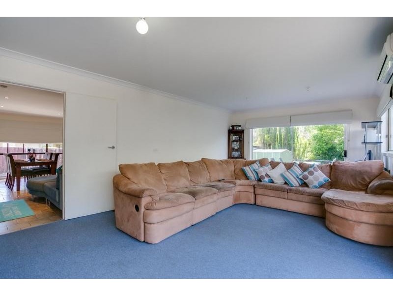 24 Tern Avenue, Rosebud West VIC 3940