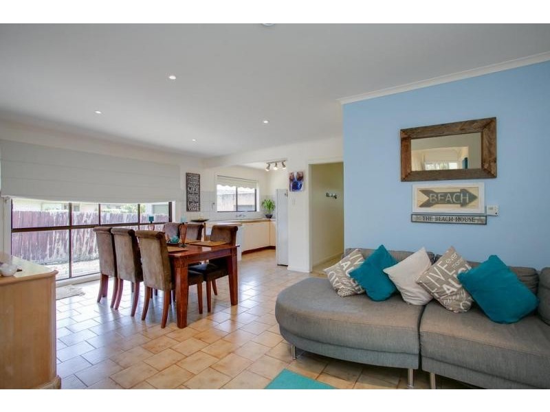 24 Tern Avenue, Rosebud West VIC 3940