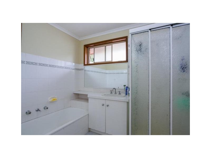 92 First Avenue, Rosebud VIC 3939