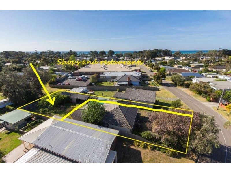 24B Capel Avenue, Rosebud West VIC 3940