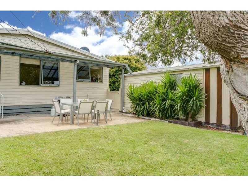 95 Alma St, Tootgarook VIC 3941