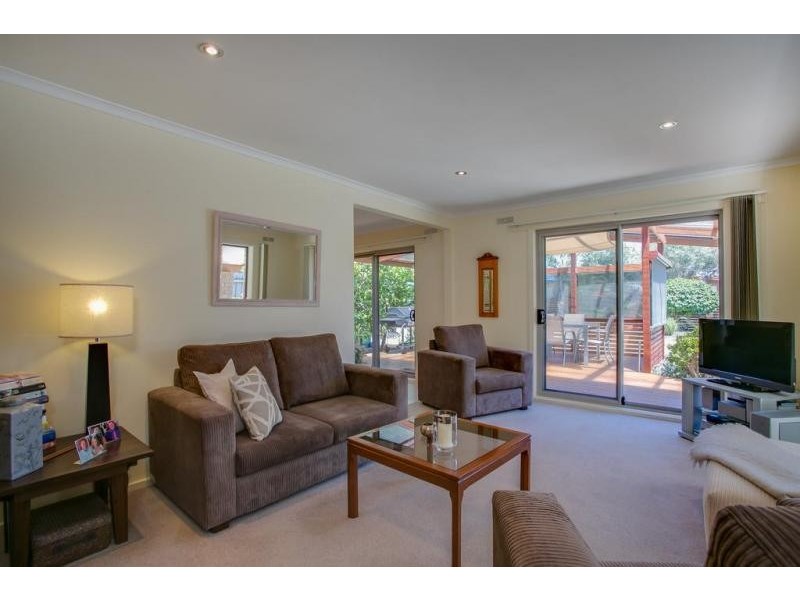 97 Ocean Street, Rosebud VIC 3939