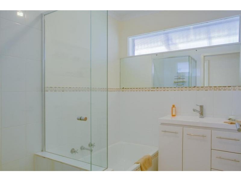 97 Ocean Street, Rosebud VIC 3939