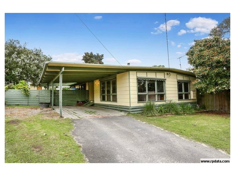 39 Leura Crescent, Rosebud VIC 3939
