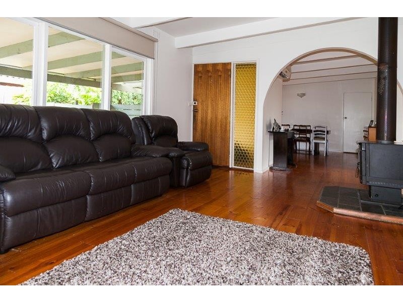 39 Leura Crescent, Rosebud VIC 3939