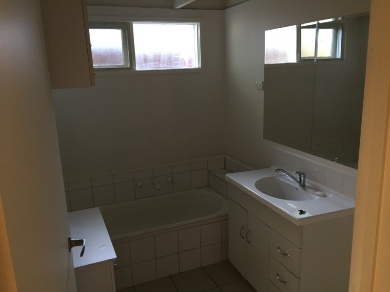 12 Martin Street, Rosebud VIC 3939