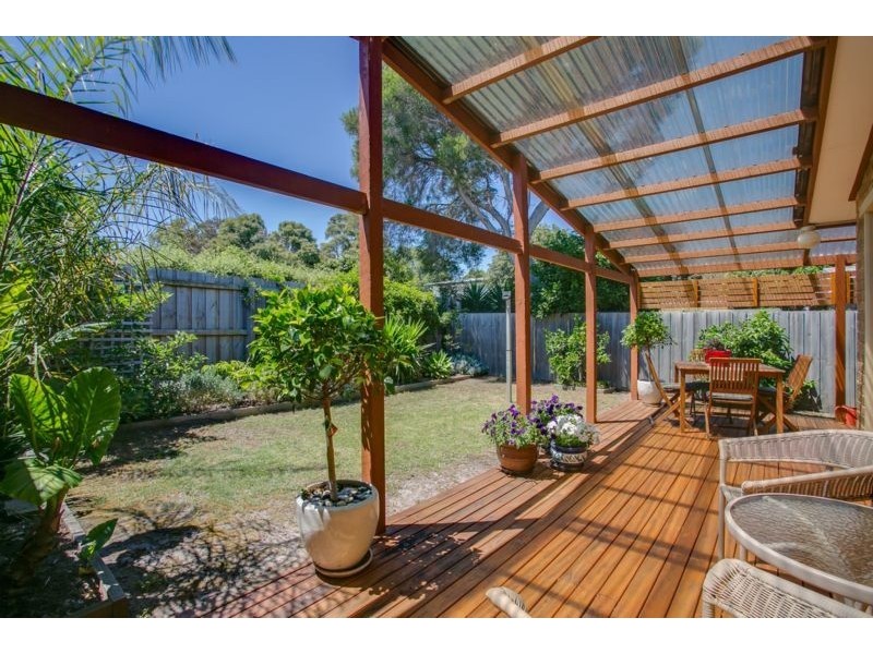 97 Ocean Street, Rosebud VIC 3939