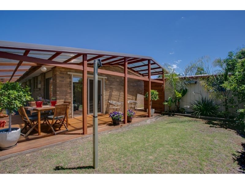 97 Ocean Street, Rosebud VIC 3939