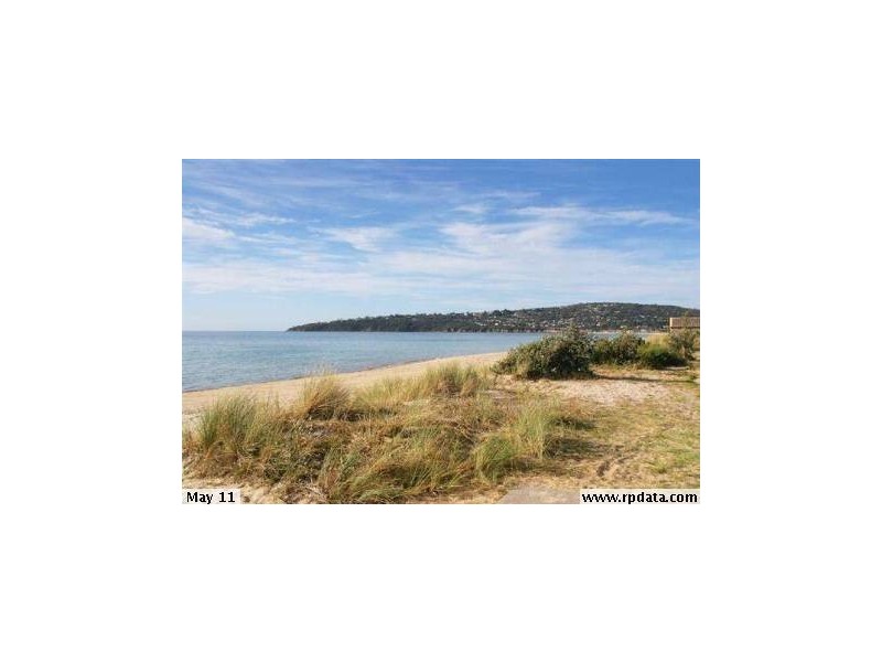 2/38 Rosemore Rd, Rosebud VIC 3939