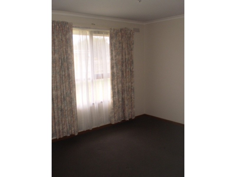 19 Kingfisher Ave, Rosebud West VIC 3940