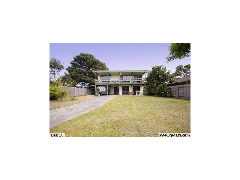 52 Cootamundra Ave, Rosebud West VIC 3940