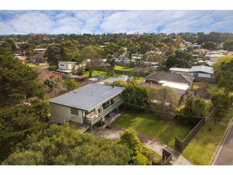 52 Cootamundra Ave, Rosebud West VIC 3940