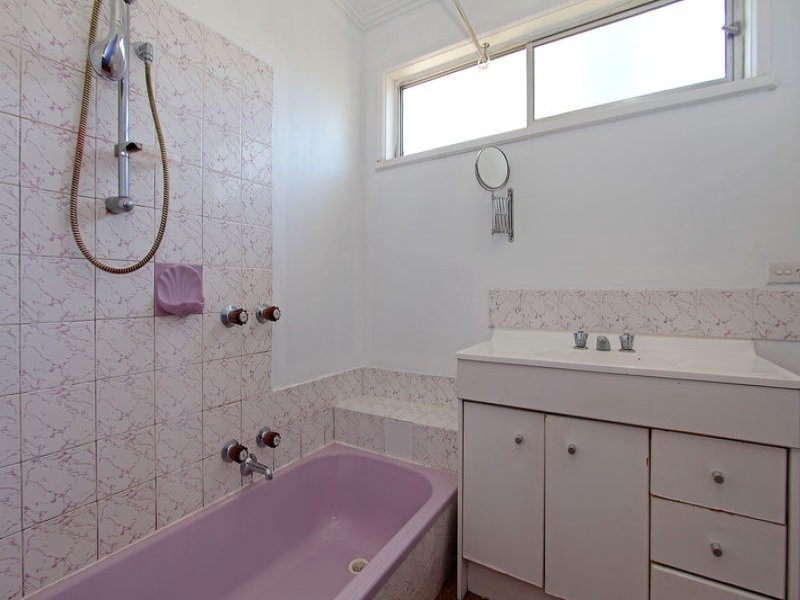 1 Greenhood Crescent, Rosebud West VIC 3940