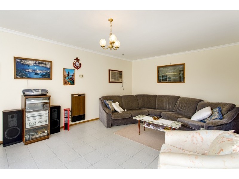 2/9 Chatfield Ave, Rosebud West VIC 3940