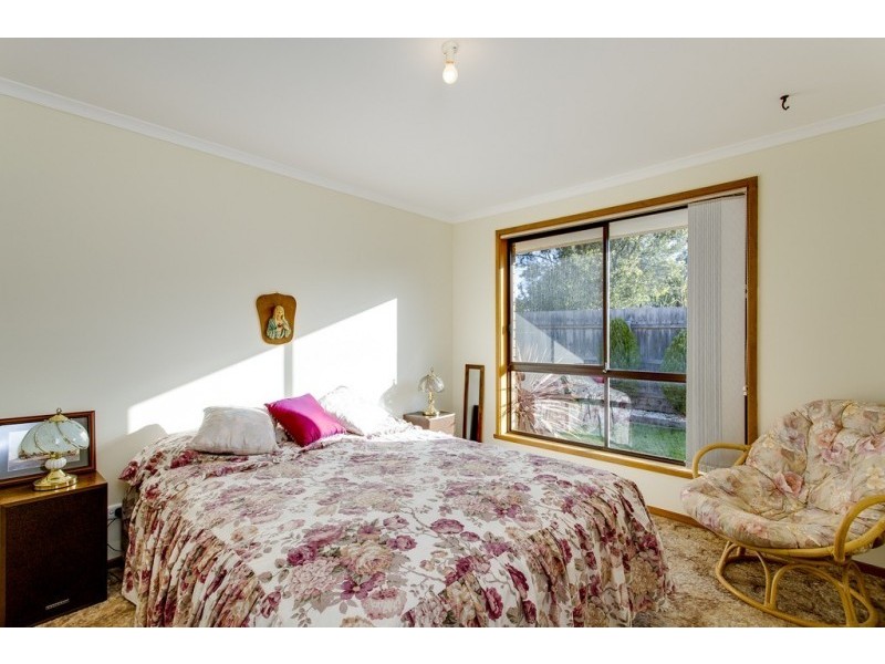 2/9 Chatfield Ave, Rosebud West VIC 3940