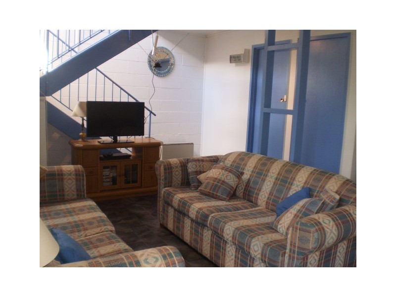 1/38 Rosemore Road, Rosebud VIC 3939