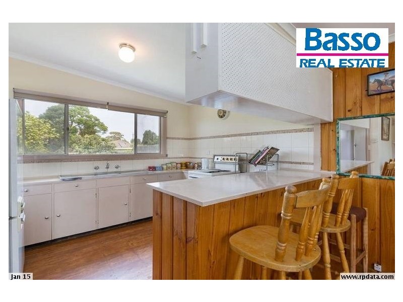 13 Hakea Street, Rosebud West VIC 3940