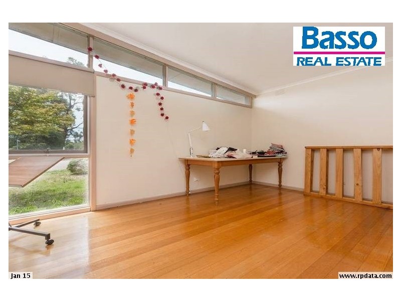 13 Hakea Street, Rosebud West VIC 3940