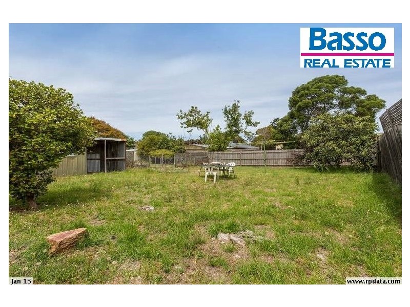 13 Hakea Street, Rosebud West VIC 3940