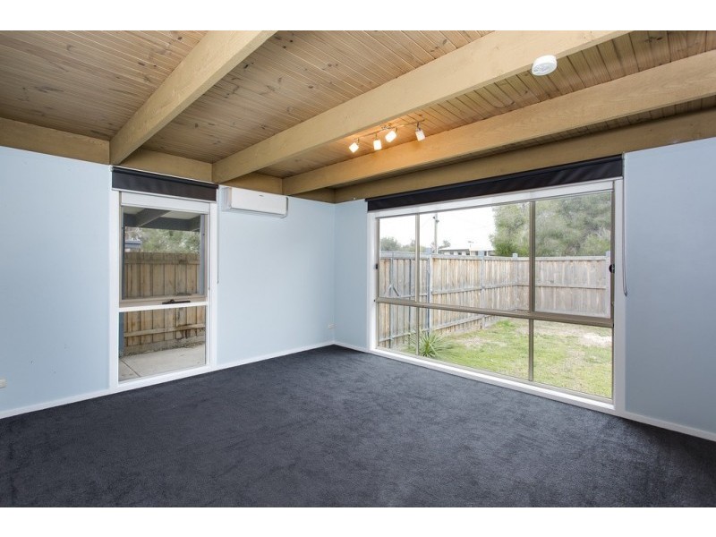 65 Swans Way, Rosebud West VIC 3940