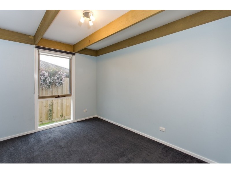 65 Swans Way, Rosebud West VIC 3940