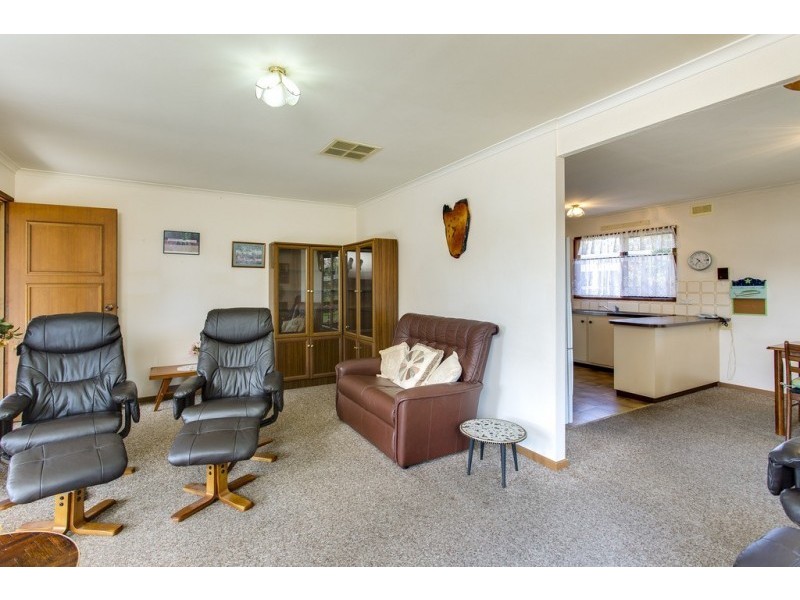 4 Guest St, Tootgarook VIC 3941