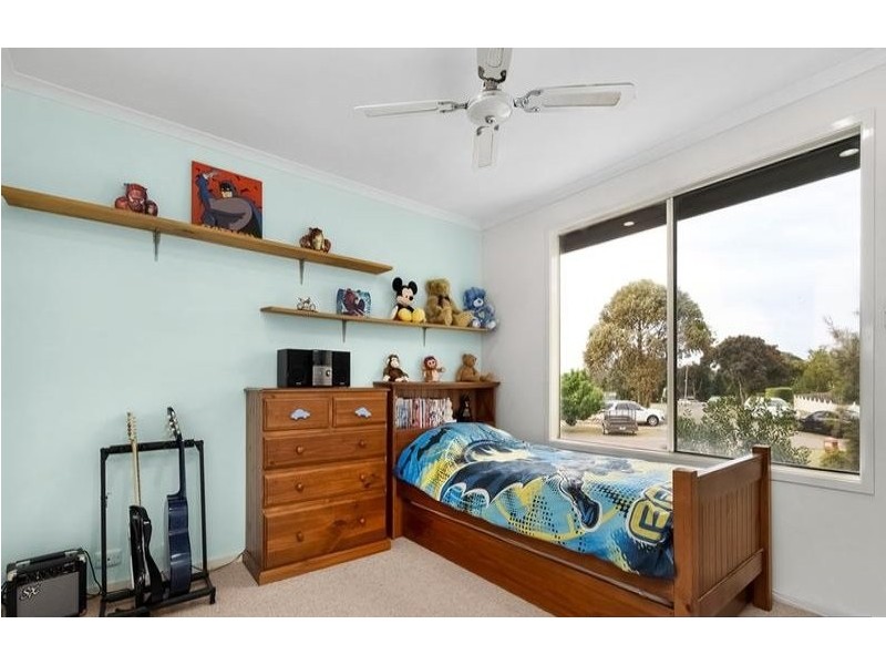 30 Whimbrel Court, Rosebud West VIC 3940