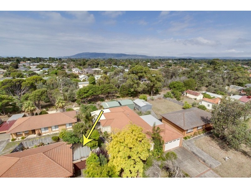 1/9 Chatfield Ave, Rosebud West VIC 3940