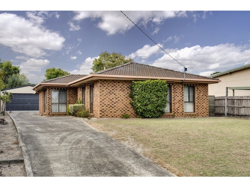 29 Potton Ave, Rosebud VIC 3939