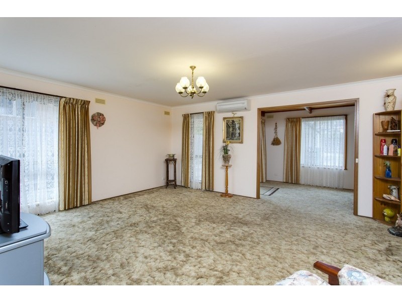 29 Potton Ave, Rosebud VIC 3939