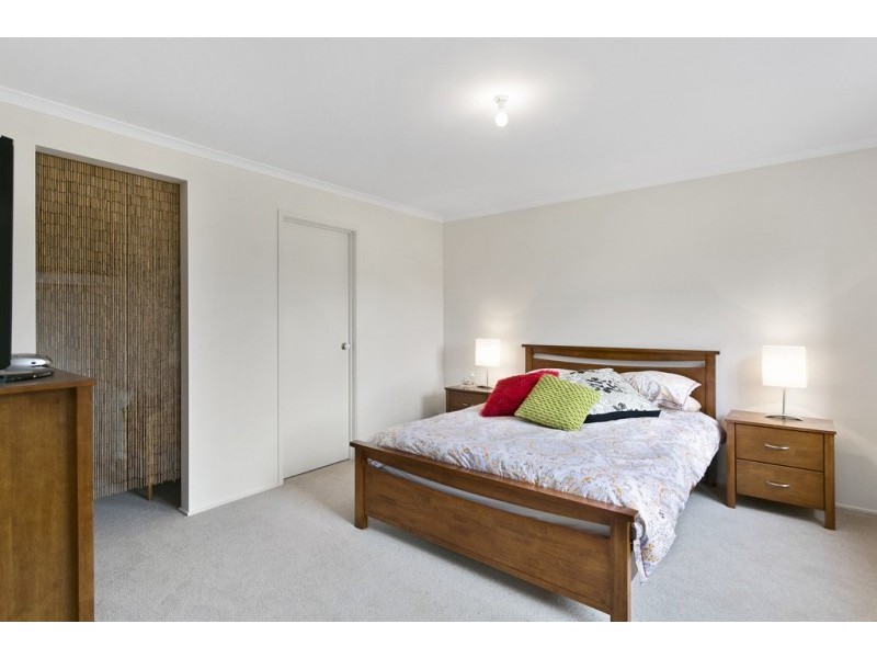 21 Curlew Drive, Rosebud West VIC 3940