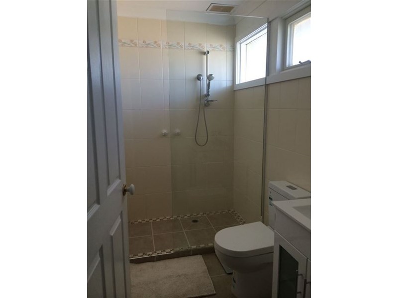 8 Sheoak Avenue, Rosebud West VIC 3940