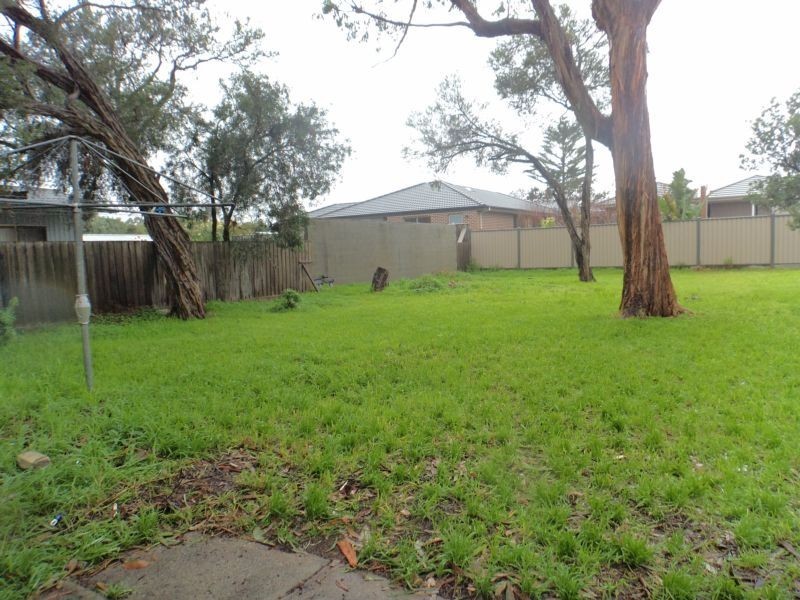 21 Grenville Grove, Rosebud West VIC 3940