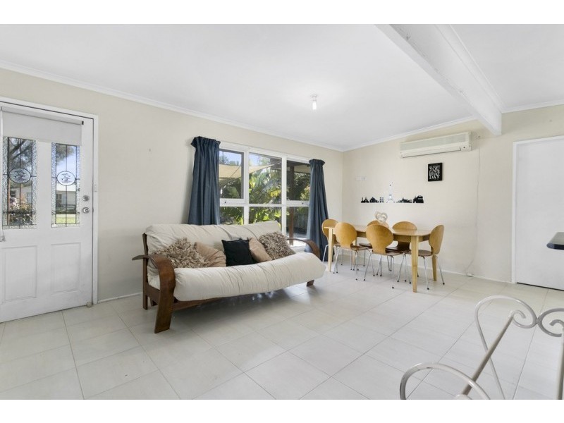 9 Swans Way, Rosebud West VIC 3940