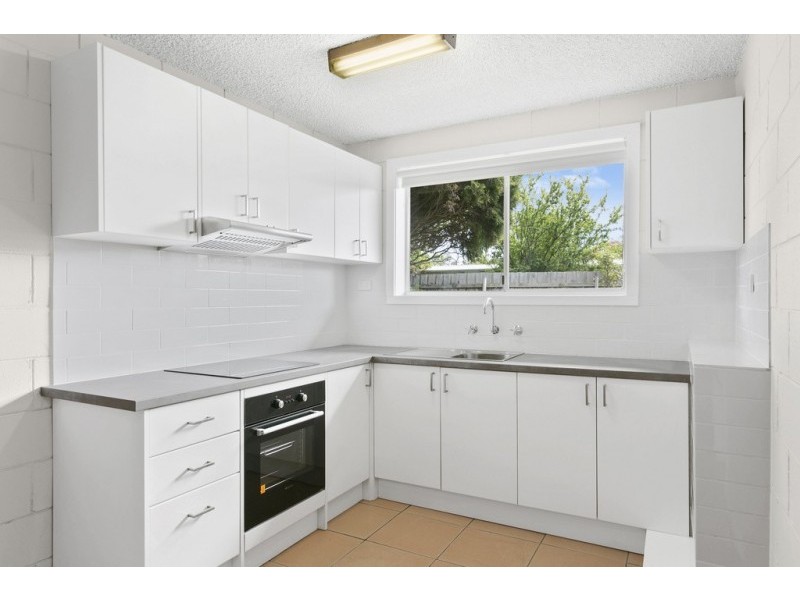 2/61 Kangerong Avenue, Dromana VIC 3936