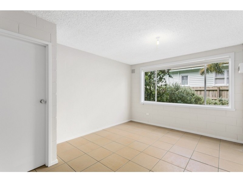 2/61 Kangerong Avenue, Dromana VIC 3936