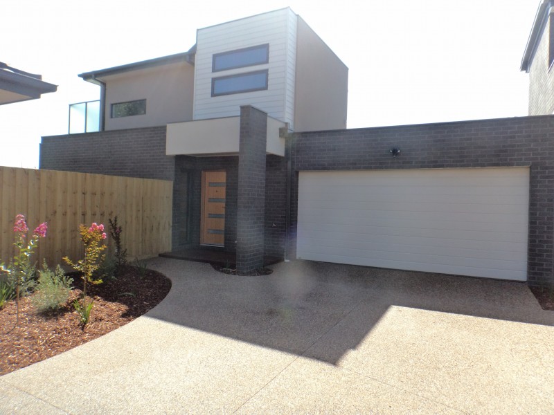 5/54 Woyna Avenue, Rosebud West VIC 3940