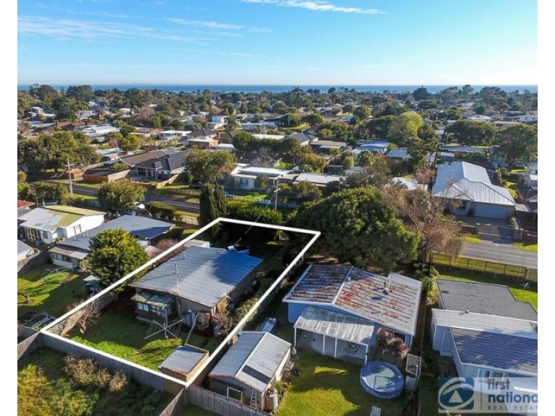 87 Alma Street, Tootgarook VIC 3941