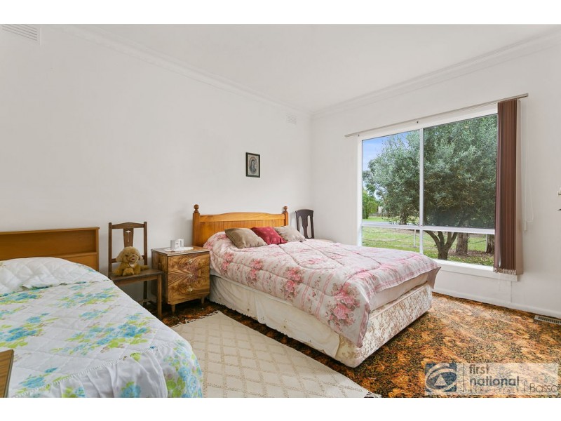 27 Government Rd, Rye VIC 3941