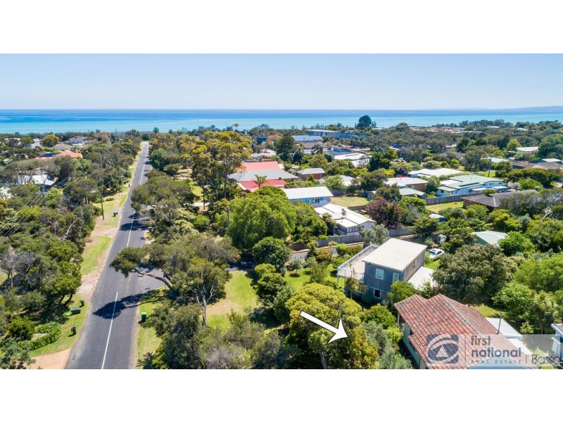 27 Government Rd, Rye VIC 3941