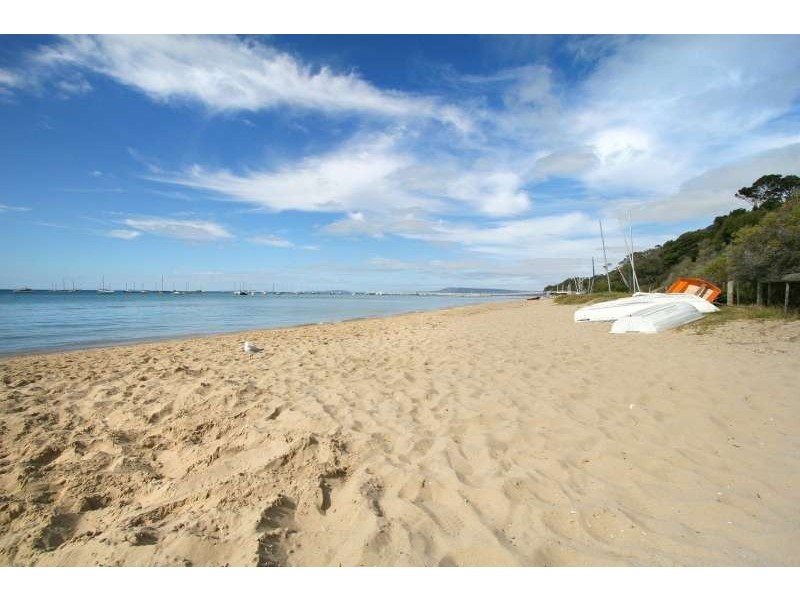 33 Fleur Ave, Tootgarook VIC 3941