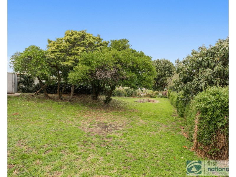 2 Grandview Avenue, Rye VIC 3941